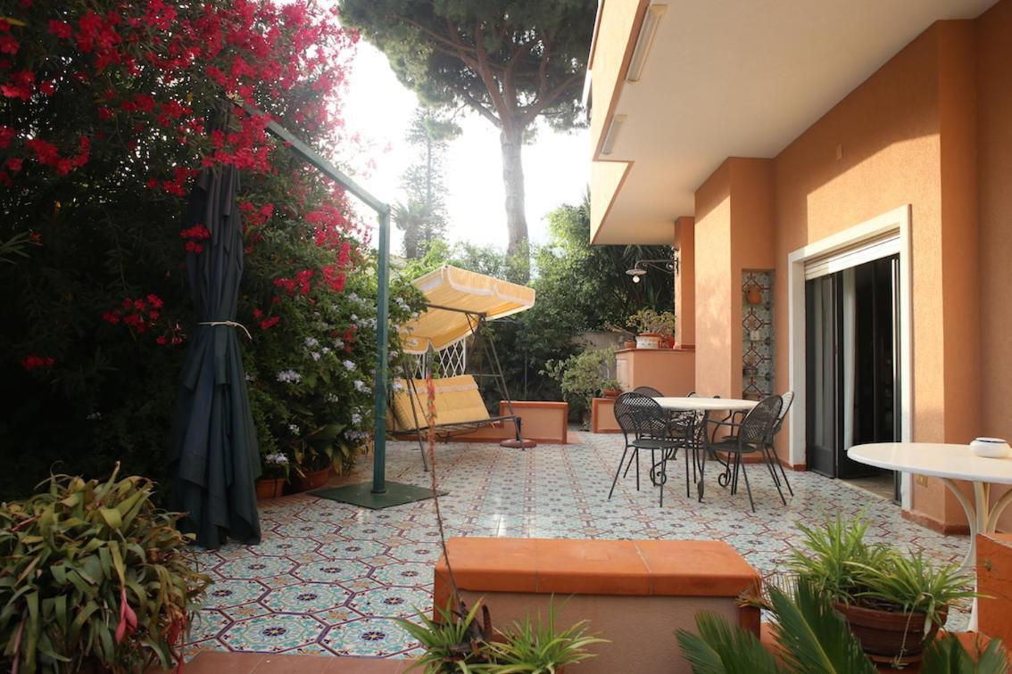 Villa Lea Mondello Exterior foto